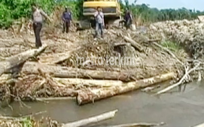 Lahan Sawit Perusahaan di Riau Perlu Diukur Ulang