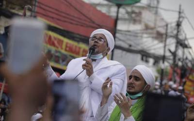 Tak Terima Diperiksa, Rizieq: Ini Kriminalisasi!