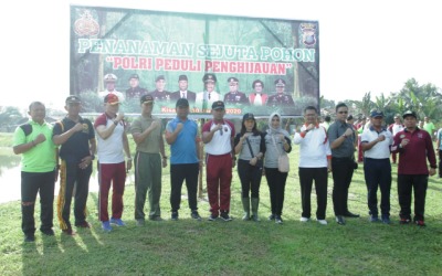 200 Jenis Pohon di Tanam di Polsek Kota Kisaran