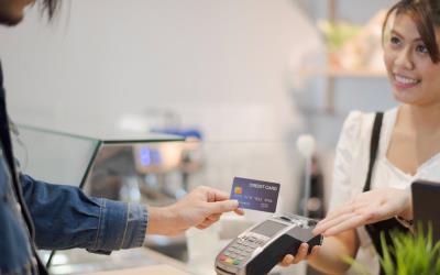 Tips Mudah Menghindari Gaya Hidup Konsumtif