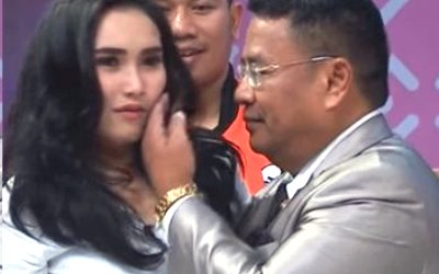 Ditegur KPI karena Adegan 'Mesra', Ini Kata Hotman Paris