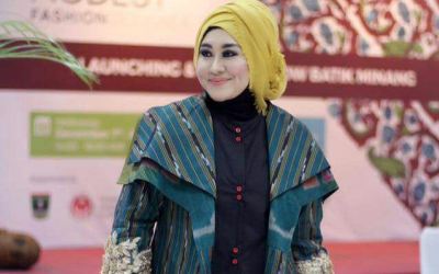 Istri Bupati Pessel Ajak Lestarikan Terumbu Karang