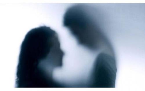 Viral, Istri Ngamuk Suami Ngamar Bareng Teman Sendiri