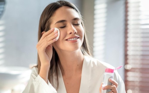 5 Urutan Basic Skincare, Dari Cuci Wajah Sampai Serum