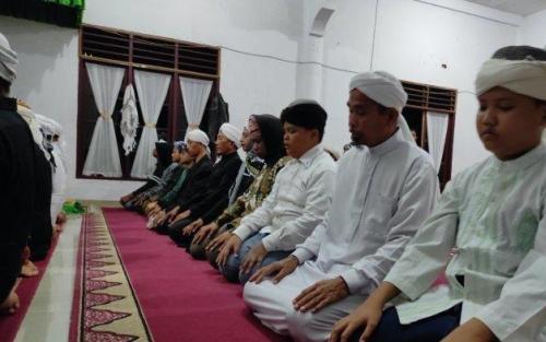 Jemaah Tarekat Naqsyabandiyah Sumut Puasa Mulai Besok