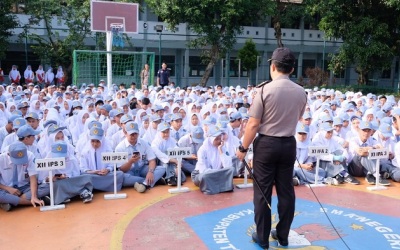 Kapolresta Tangerang Berbagi Tips Sukses Ke SMAN 4