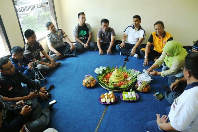 Asikkk...Polres Kuningan Punya Balai Wartawan