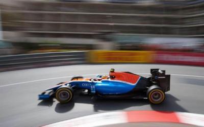 Kecepatan Mobil Rio Kembali Tembus Posisi 3 Besar