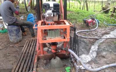 Sulit Dapat Air Bersih, Desa Awat Mata Bangun Sumur Bor