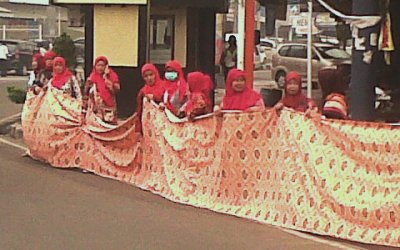 Solidaritas Perempuan Jambi Peringati Hari Batik Nasional