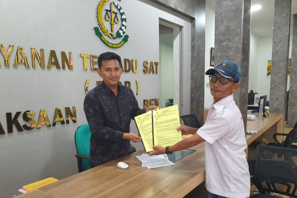 DPD Tamperak Laporkan Dugaan Korupsi Penyaluran Tunda Bayar ADD 2017 ke Kejari