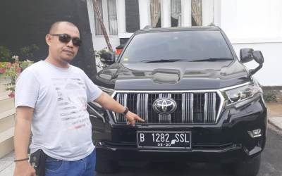 Mobdin Ketua DPRD Kampar Diduga Pakai Plat Palsu