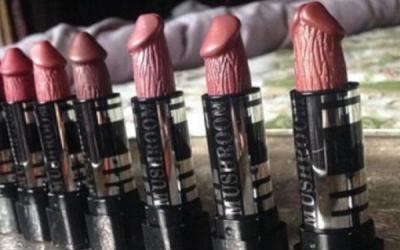 Kini Beredar Lipstik dan Highlight Bentuk Penis dan Vagina