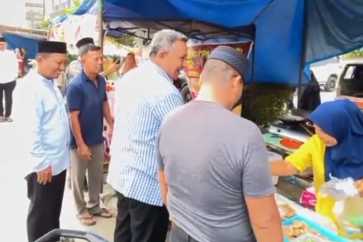 Bupati Anton Tinjau Pasar Ramadhan dan Proyek Infrastruktur di Tambusai Utara