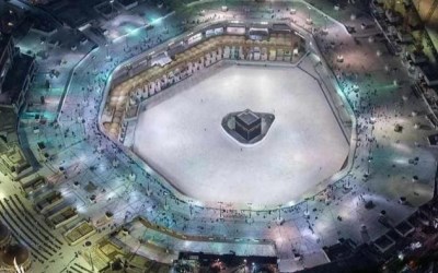 Saudi Larang Jemaah Salat di Masjidil Haram dan Nabawi