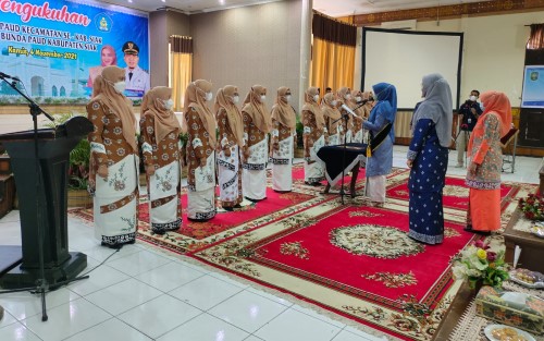 Rasidah Alfedri Lantik Bunda PAUD dan Pokja se-Kabupaten Siak