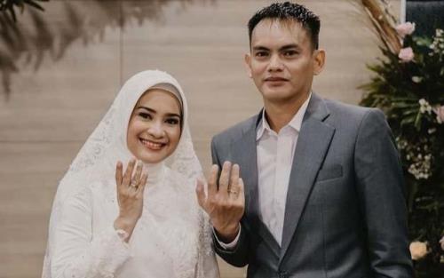 14 Tahun Menjanda, Ikke Nurjanah Akhirinya Nikah Lagi