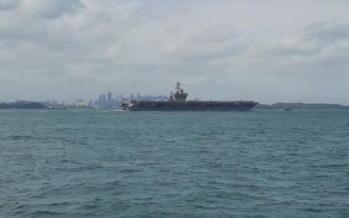 Kapal Perang RI Pelototi 3 Kapal Induk AS di Laut Sumatera