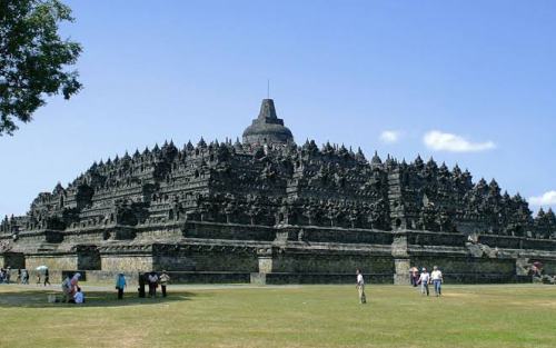 Kenaikan Harga Tiket Candi Borobudur Rp 75 Ribu Ditunda