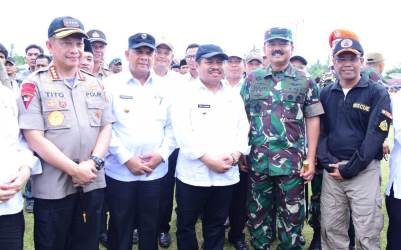 Bupati Bengkalis Sambut Panglima TNI dan Kapolri di Pulau Rupat