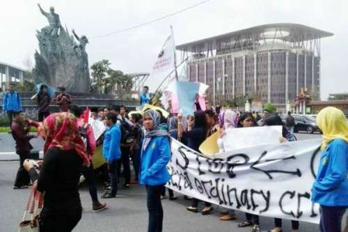 Dukung KPK, Mahasiswa Pekanbaru Salahkan Jokowi