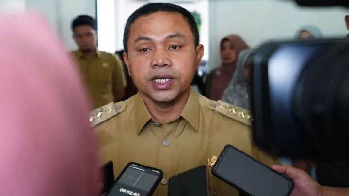 Gubernur Riau Abdul Wahid Diciduk KPK Lewat Operasi Senyap