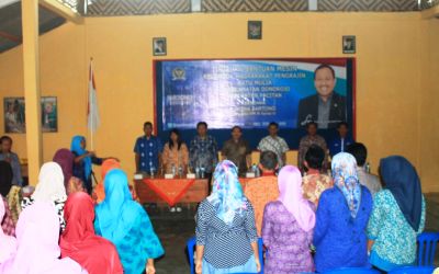 Legislator Demokrat Bantu Permodalan Koperasi