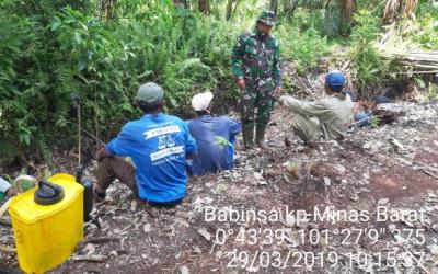 Babinsa 09 Minas Sosialisasikan tentang Karhutla