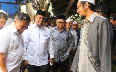 Gubernur Aceh Tinjau Korban Banjir di Bireuen