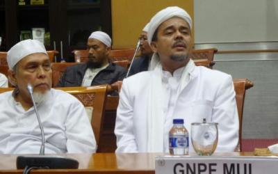 Senin Depan Rizieq Bakal Diperiksa soal Bergambar Uang