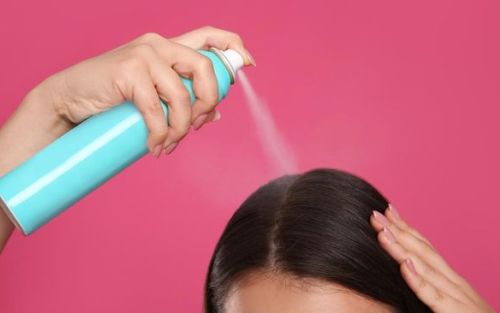 Inilah 7 Cara Menggunakan Dry Shampoo yang Benar
