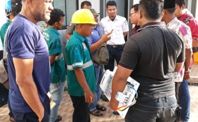 PLN Putuskan Aliran Listrik Gedung DPRD Rohil