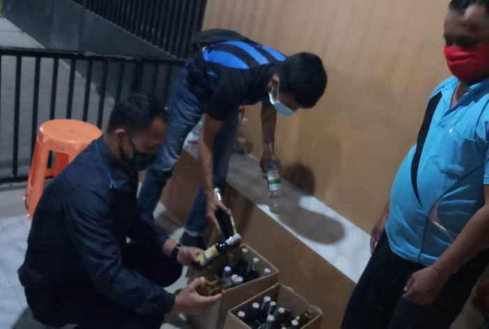 Puluhan Botol Miras Diamankan Polres Majalengka