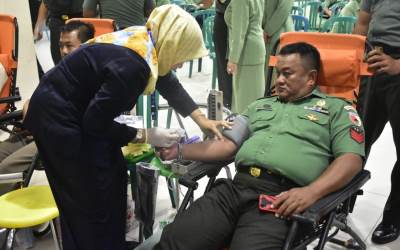 Jelang HUT TNI Ke 73, Jajaran Kodim Madiun Donor Darah