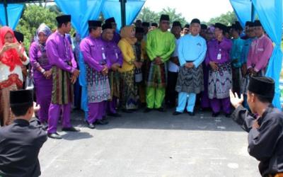 Andi Rachman Buka Kenduri Melayu di Tenggayun