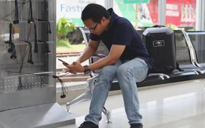 Mudik! Jangan Ngecharge Ponsel di Sembarang Tempat