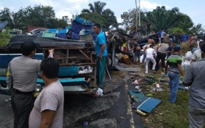 Bus PMTOH Hilang Kendali, 6 Orang Tewas