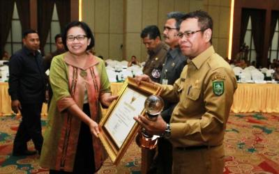 Bengkalis Raih Tropy Pangripta Nusantara