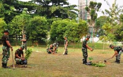 Korem 031/WB Tanam 500 Pohon di Pekanbaru