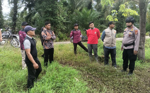 Kapolsek Sabak Auh Pastikan Lokasi TPS Aman dari Banjir