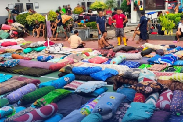 Cegah Penyakit Menular, Blok di Lapas Bengkalis Disemprot Disinfektan