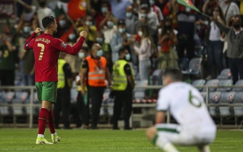 Respons Cristiano Ronaldo Saat Penaltinya Ditepis Kiper 19 Tahun 