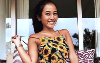 Intip Kecantikan Mutia Ayu dengan Makeup Natural