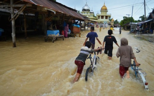 Banjir Longsor di Padang Pariaman, 2 Tewas dan 5 Luka Berat