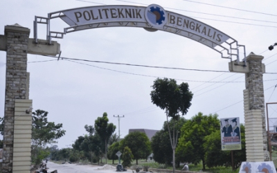 Pemkab Berharap Pemprov Riau Peduli Politeknik Bengkalis