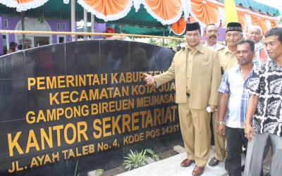 Bupati Bireuen Resmikan Kantor Pemerintahan Gampong