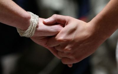 Ciri Pria Tidak Pernah Berhenti Mencintai Anda