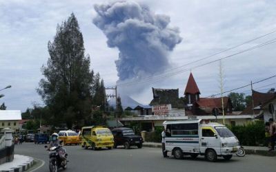 Sinabung Kembali Semburkan Abu Vulkanik 3,8 Km