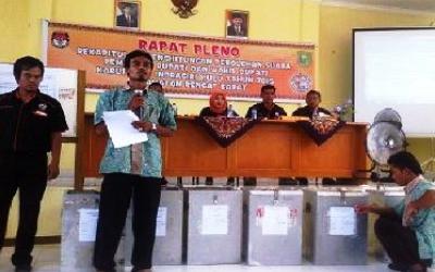 Pleno PPK Kecamatan, Paslon Yopi-Khairizal Menang