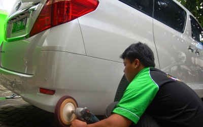 Tips Mudah Agar Bodi Mobil Tetap Kinclong